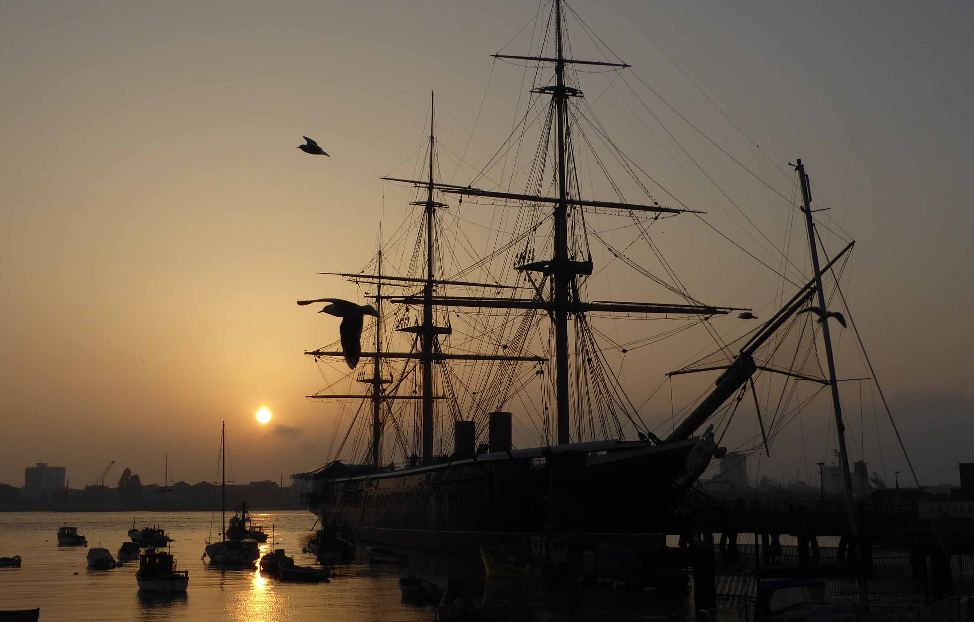 Portsmouth and Gunwharf Quays